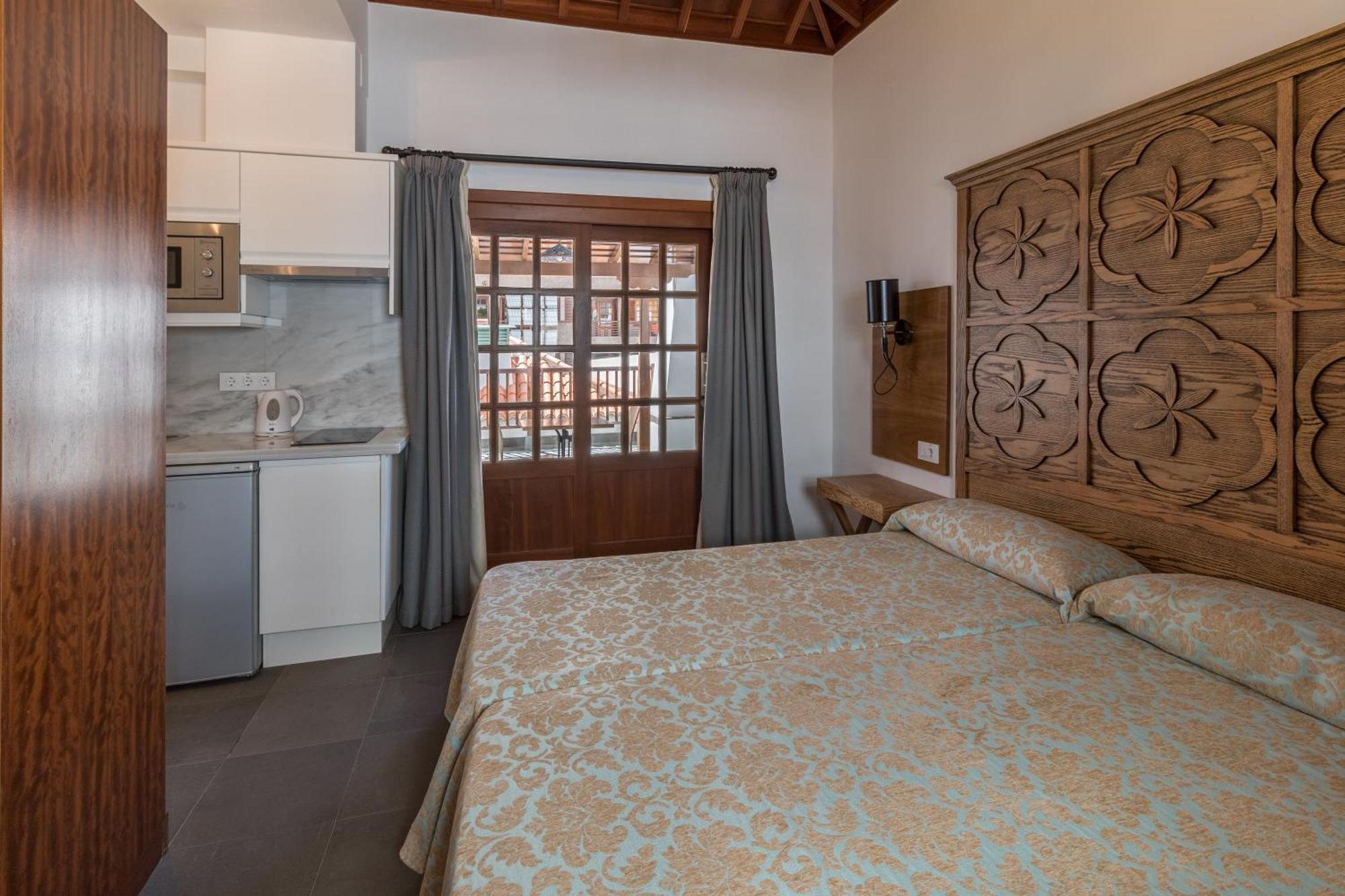 Apartamentos Emblematicos Ki_Tapenas Santa Cruz de la Palma  Buitenkant foto